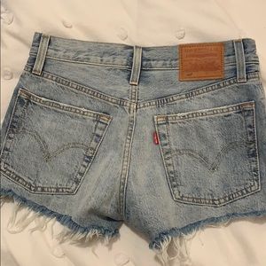 High-waisted Levi jean shorts